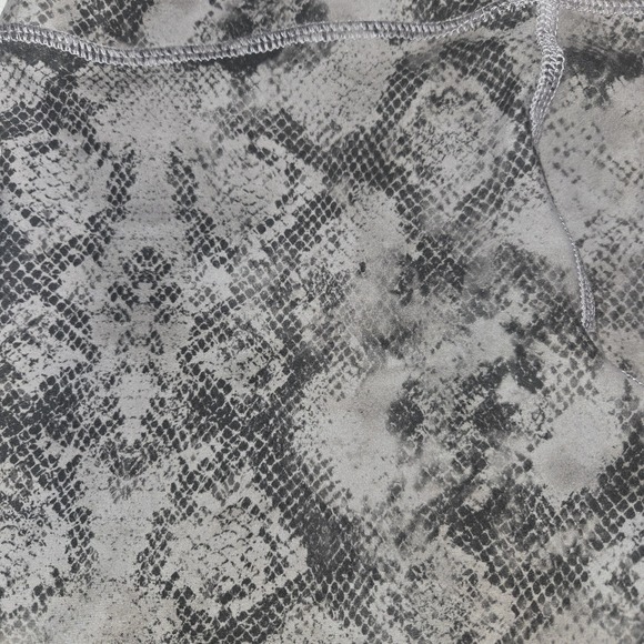Evolution and Creation Gray Snake Pattern Leggings Women's Medium Mia Leggings M - Picture 6 of 6